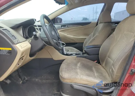 2013 Hyundai Sonata Hybrid from USA, damaged, VIN KMHEC4A48DA099359